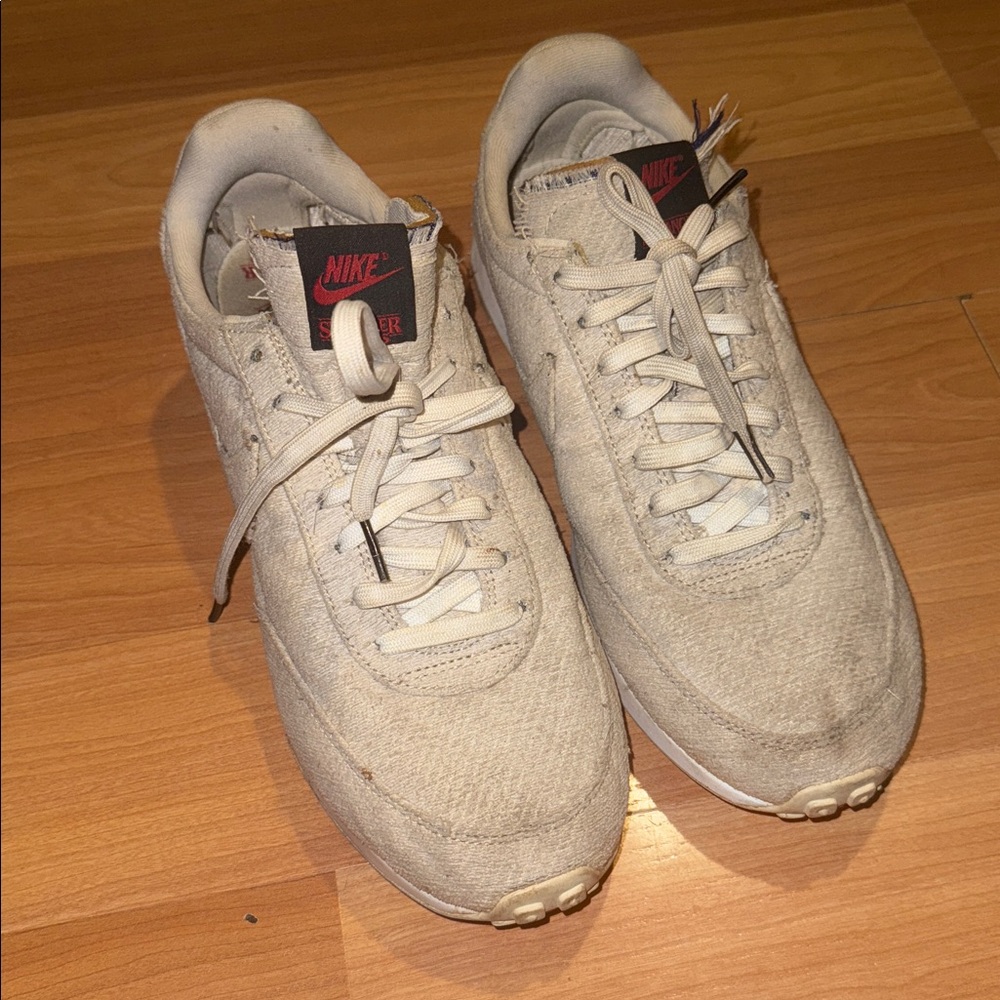 Nike Stranger Things Air Tailwind CJ6110-100